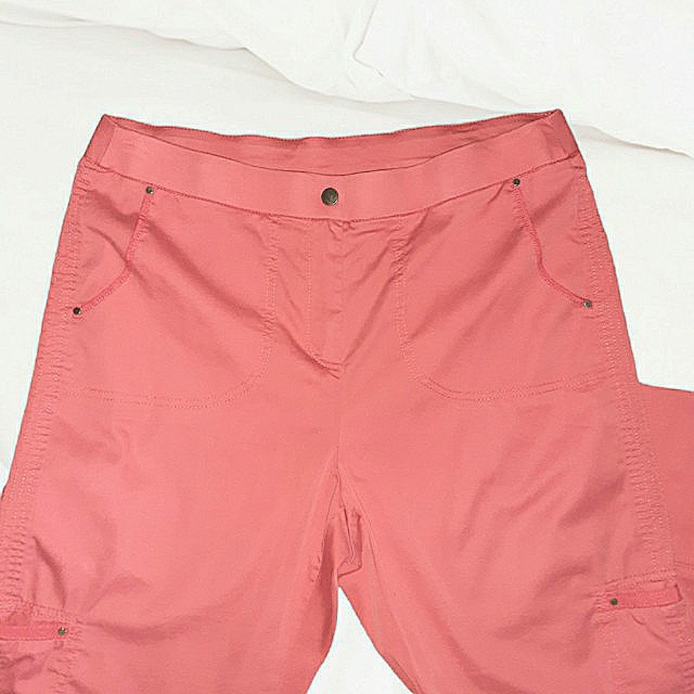 Chico's Coral Pants/Crops